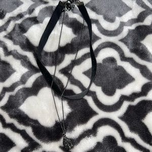 Women and girls chokers